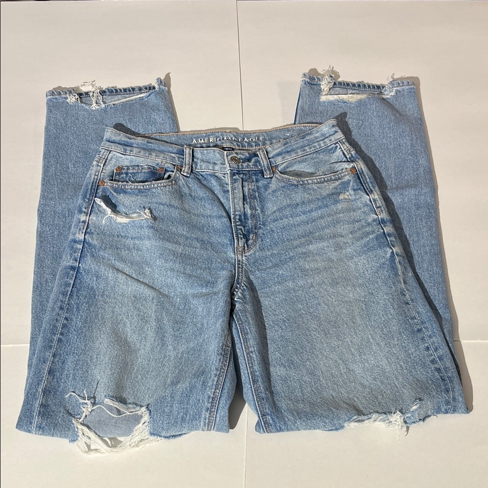 American Eagle Super High Rise Baggy Straight sz 4 X-Long Light Wash Denim Jeans
